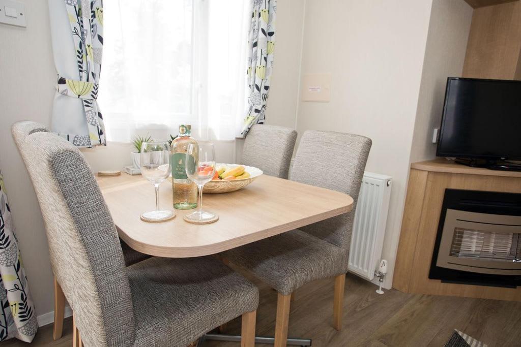 Luxury Holiday Retreat Set Within Oakdene Forest - Park Activities Pass Included Free! Saint Leonards ภายนอก รูปภาพ