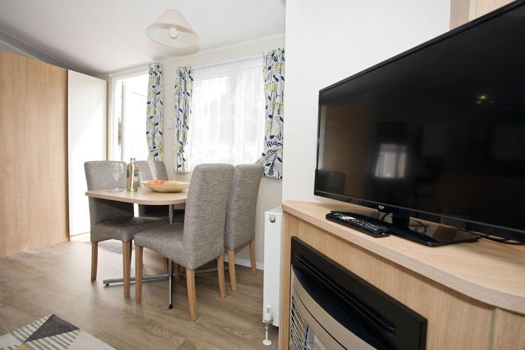 Luxury Holiday Retreat Set Within Oakdene Forest - Park Activities Pass Included Free! Saint Leonards ภายนอก รูปภาพ