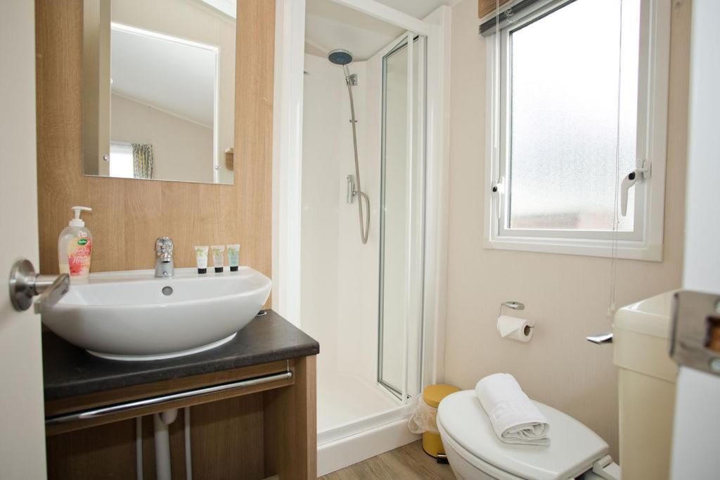 Luxury Holiday Retreat Set Within Oakdene Forest - Park Activities Pass Included Free! Saint Leonards ภายนอก รูปภาพ